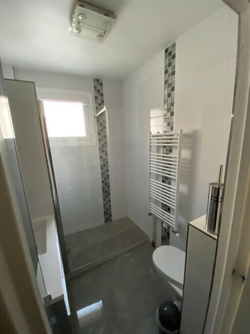 Superbe Appartement Vanves T3 Avec Parking Esterno foto